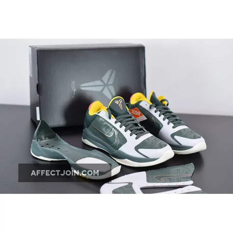 Eybl Logo Nike Kobe 5 Protro 'EYBL' Forest Green CD4991-300