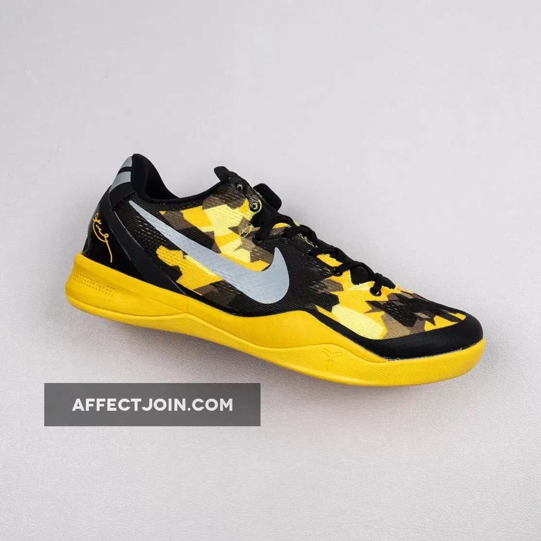 Nike Kobe 8 System Black/Grey-Vivid Sulfur-Electric 555035-001 / kobe 8 sulfur