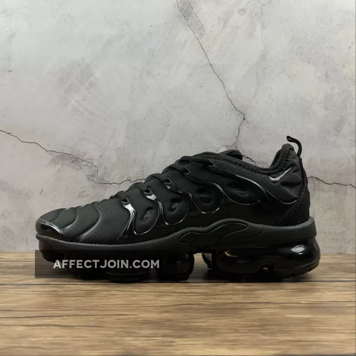 Nike VaporMax Plus 'Triple Black' 924453-004 nike air running