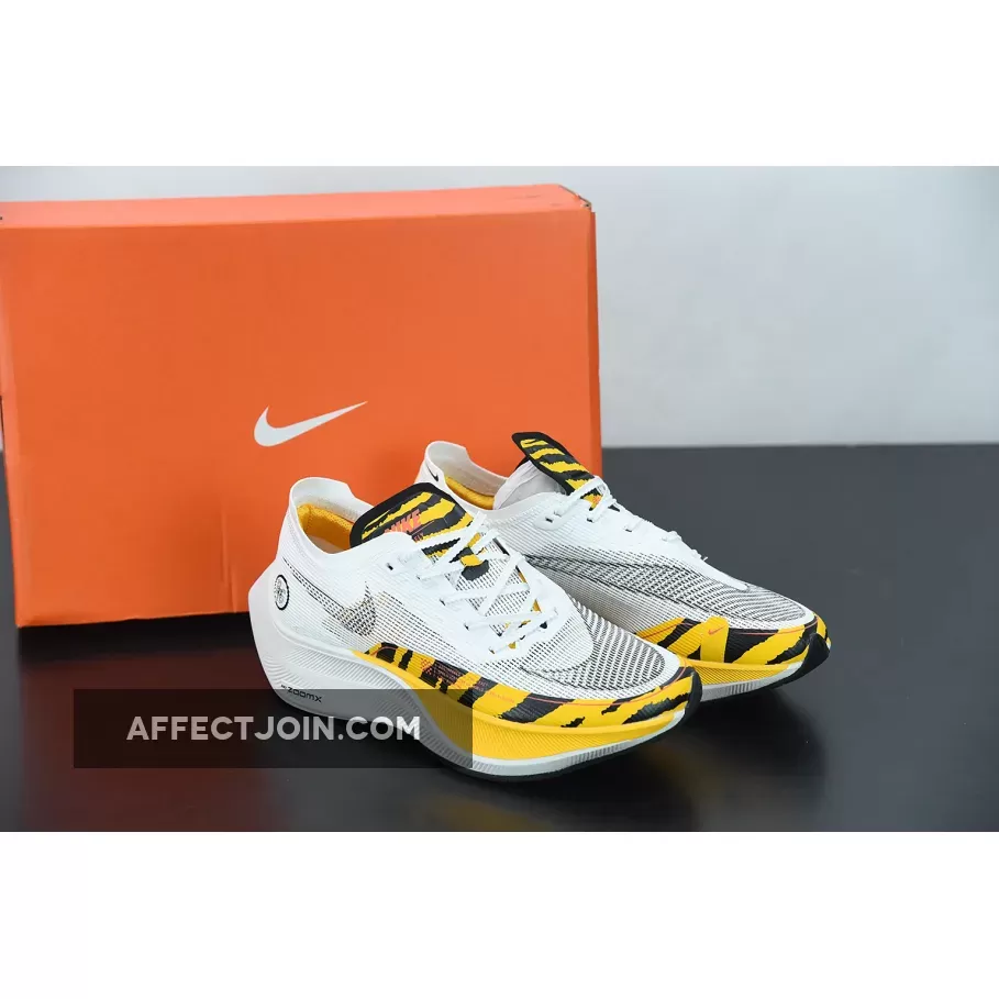 Nike ZoomX VaporFly NEXT% 2 "BRS" White/Black-University Gold-Orange DM7601-100